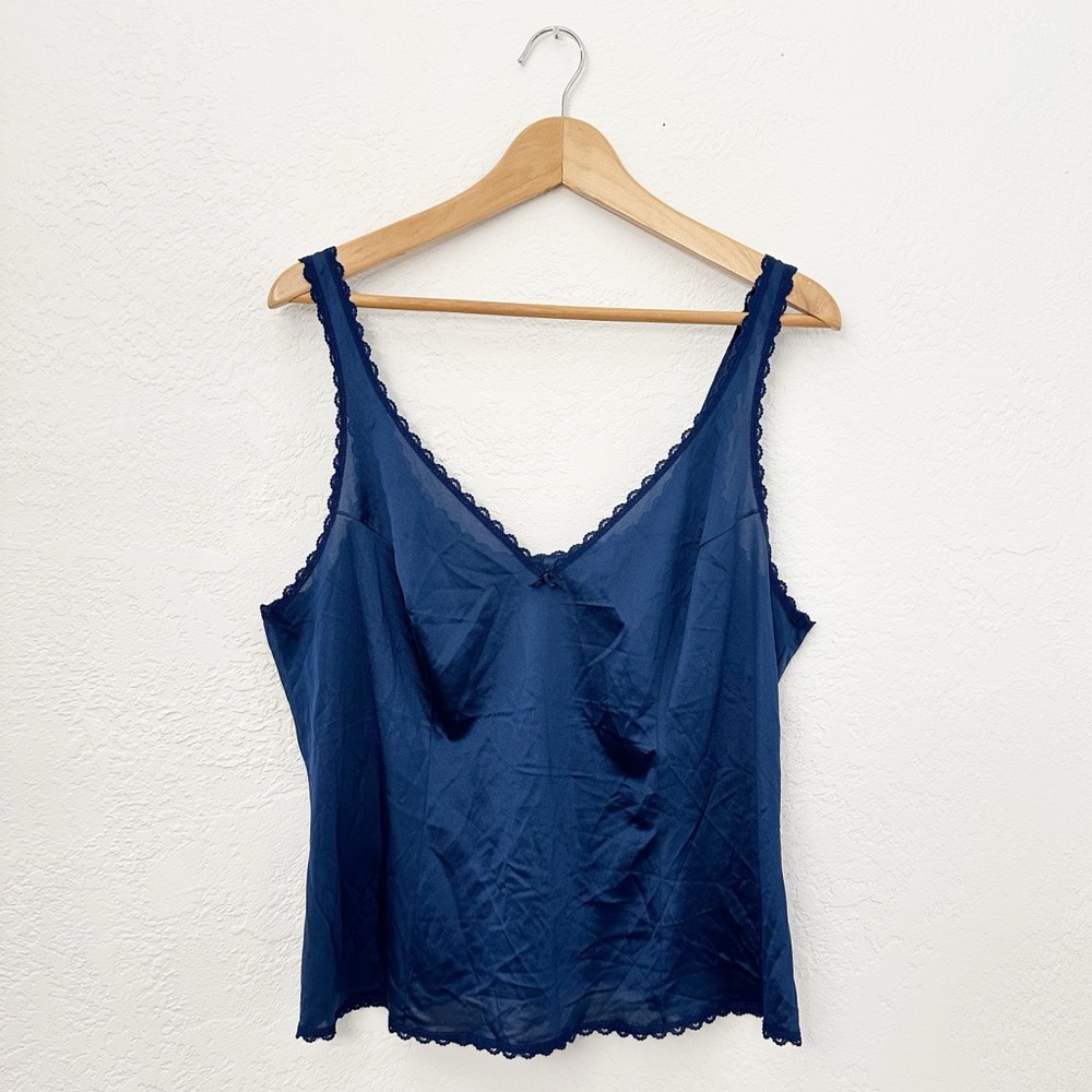 Vintage Warner’s Perfect Measure Camisole Navy Blue Lace Trim 100% Nylon Size 42